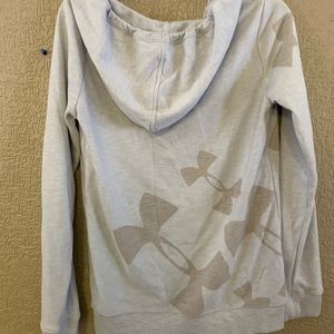 Under armour long sleeve hooded top